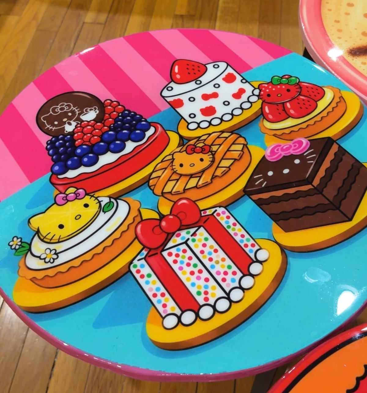 Hello Coffee! Foldable Tables