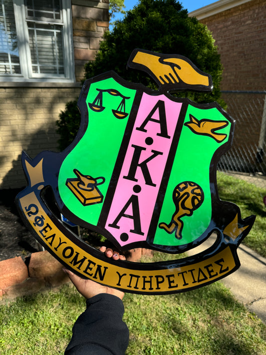 Alpha Kappa Alpha Crest