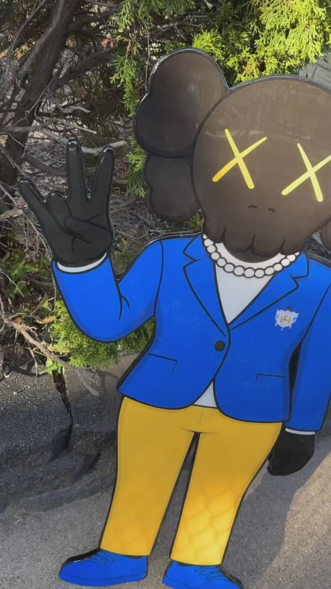 Sigma Gamma Rho x KAWS Wood Art – LaTori Ayers